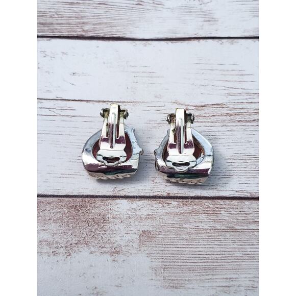 Vintage Clip On Earrings Unusual Earrings with Wave Like Halo - Picture 5 of 6